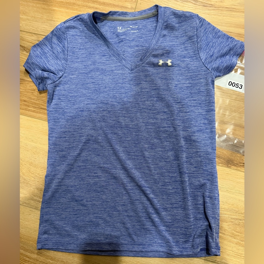 Under Armour Women's Short Sleeve V-Neck Tee in Heather Blue
